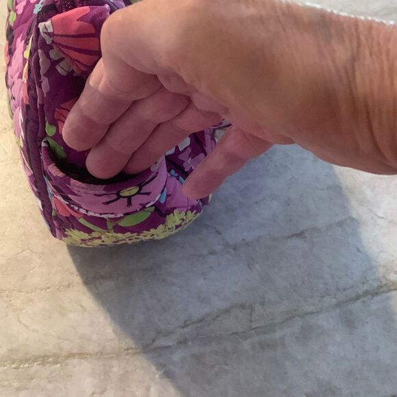 VERA BRADLEY Pink Floral Crossbody - Picture 5 of 6